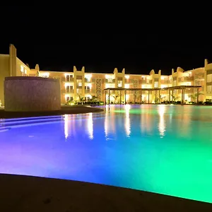  Apartment | In Tropical | Pool | Close To Beach Cape Verde